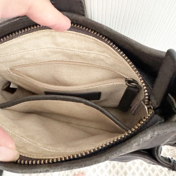 FRYE Madison North South Leather Mini Crossbody Bag BLACK - Picture 6 of 9